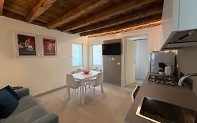 Iris House